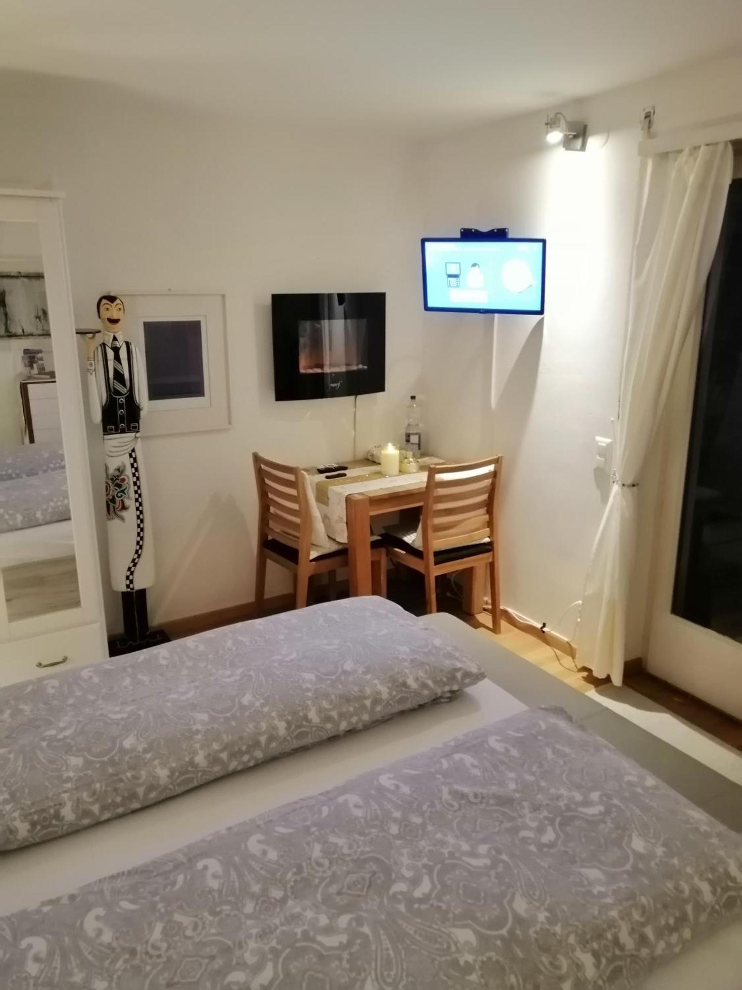 Sonnenstrahl Apartment โลการ์โน ภายนอก รูปภาพ